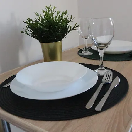 Loco Апартаменти *